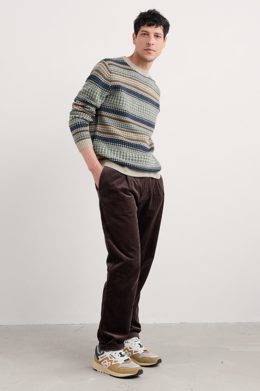 männer stennack jumper gemacht mit lammfell
