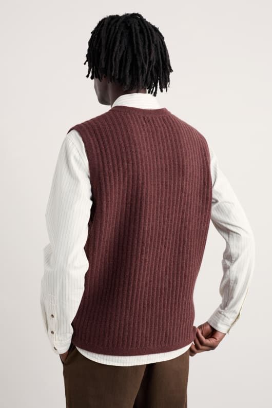 männer lowdy cable knit v-neck vest