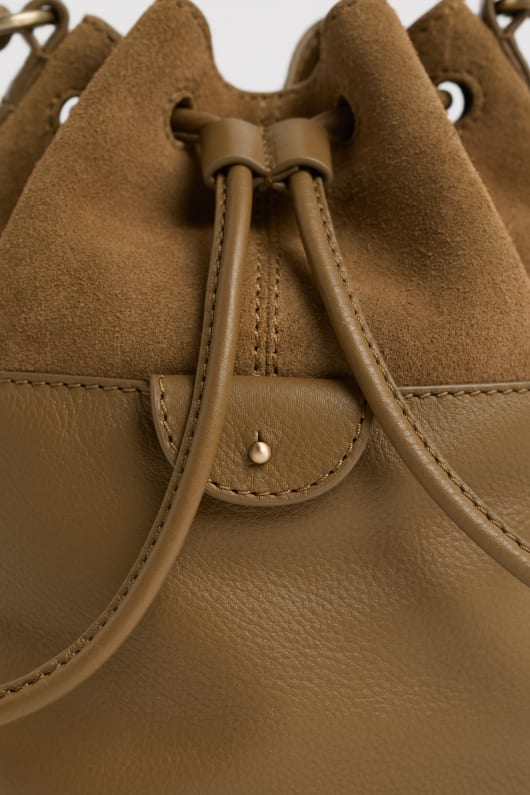 mor flut wildleder und leder eimer tasche