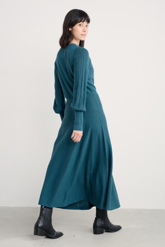 silbermöwe strickkleid in gots-zertifizierte bio-baumwolle
