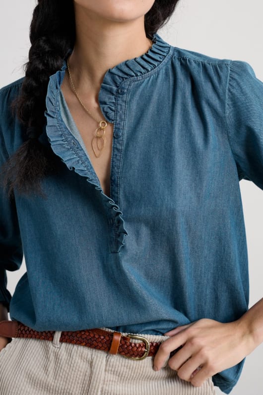 federstern-chambray top