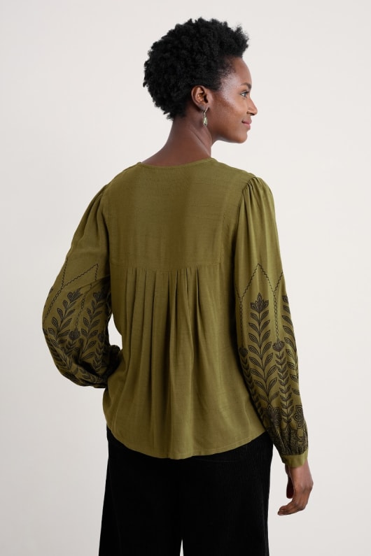 high-woods-blouson sleeve shirt