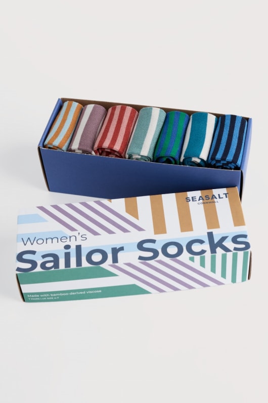 geschenk-box von 7 frauen matrosen socken