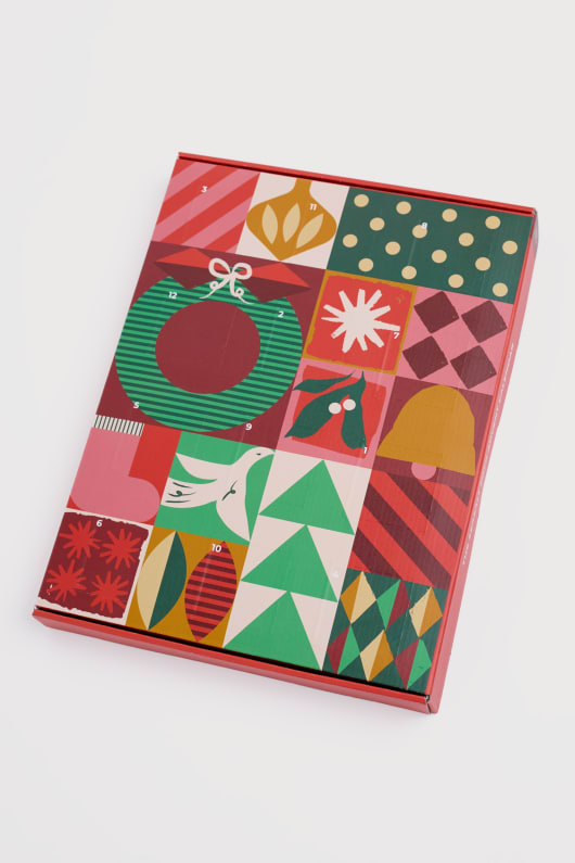 12 socken von weihnachten adventskalender