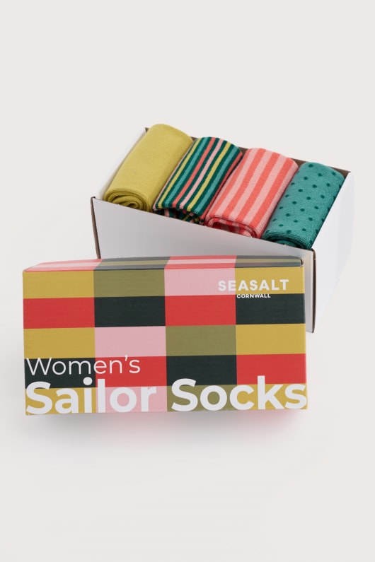 geschenkbox mit 4 frauen matrosen socken