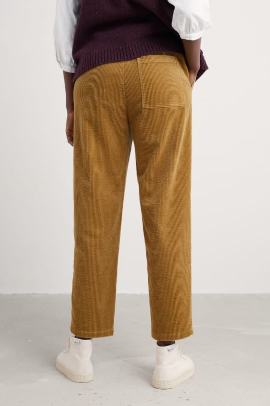 sholl cord jogger