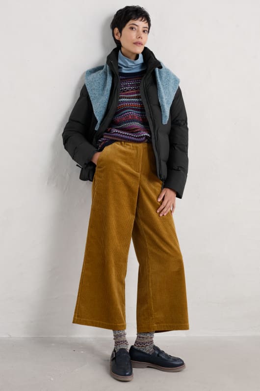 feld pfad gepolsterte wasserdichte jacke